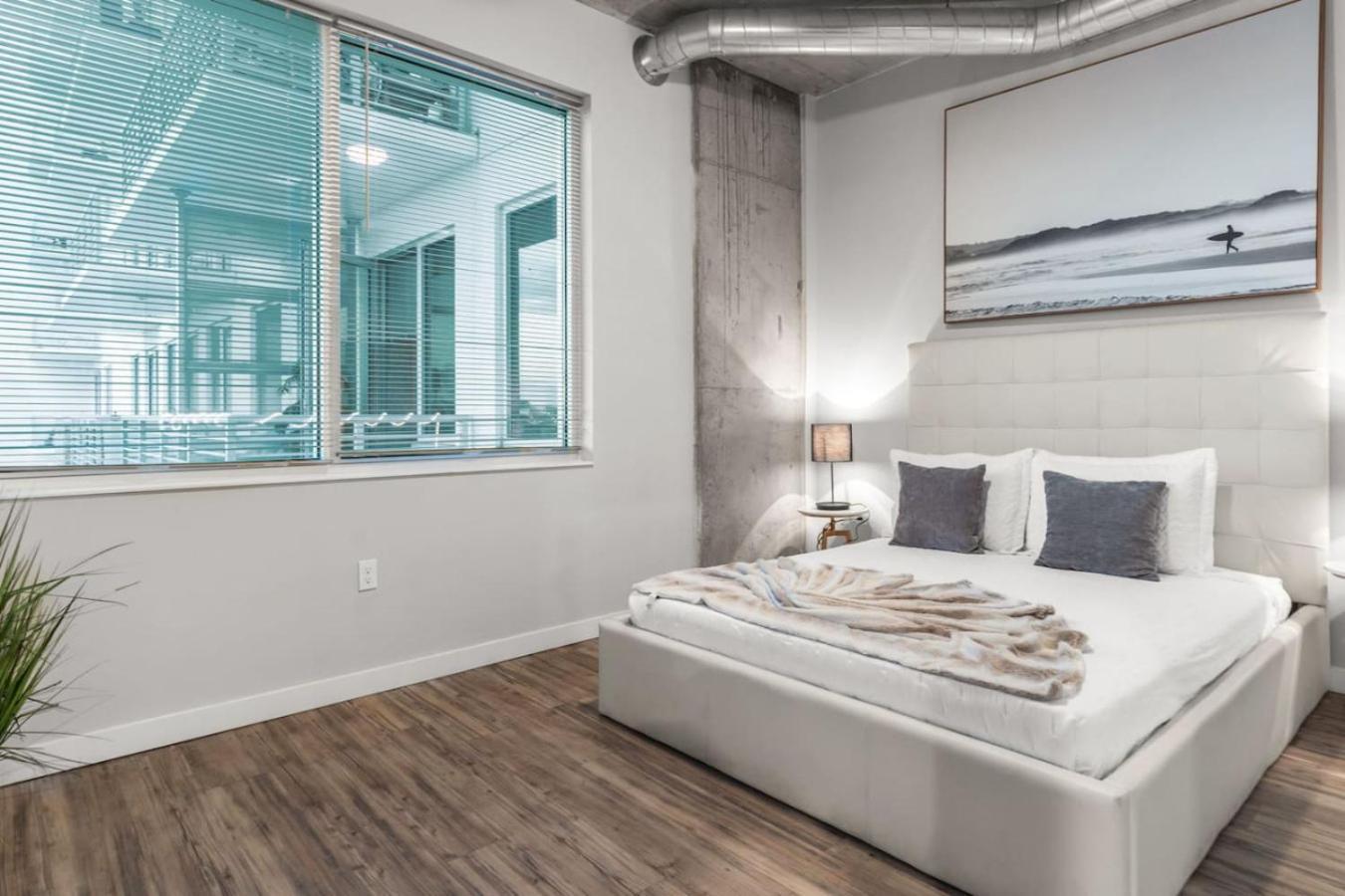 Modern 2 Bed Getaway Steps From Tropicana Field St. Petersburg Luaran gambar
